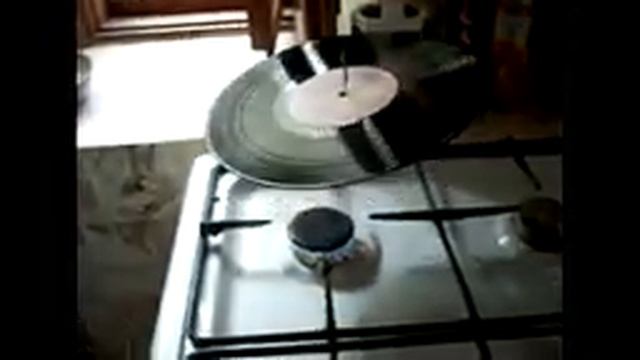 !!! Это круто!!! Просто из пластинки смотреть онлайн