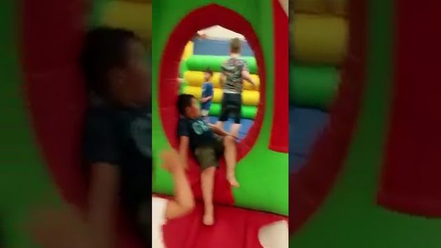Destiny Divine - Bouncing Castle - Bubble Soccer смотреть онлайн