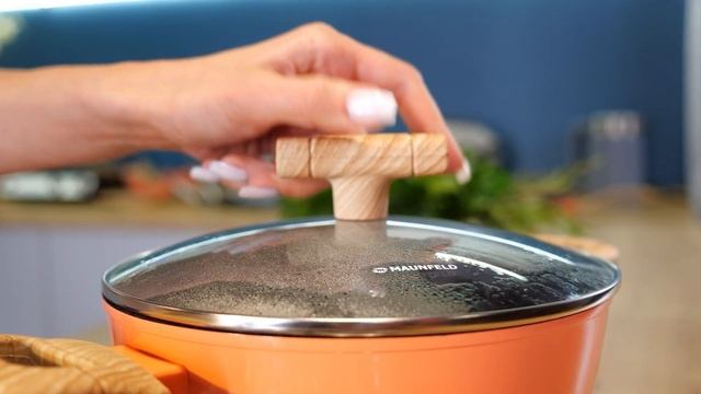 Видеообзор кухонной посуды серии Marta из кованого алюминия смотреть онлайн