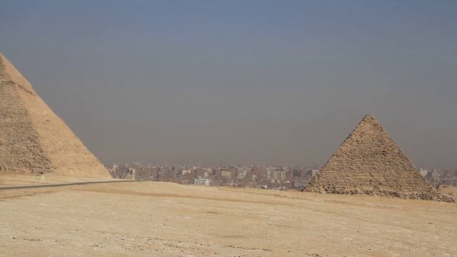 Cairo. Giza. Pyramids. Смотровая площадка на плато Гиза. смотреть онлайн