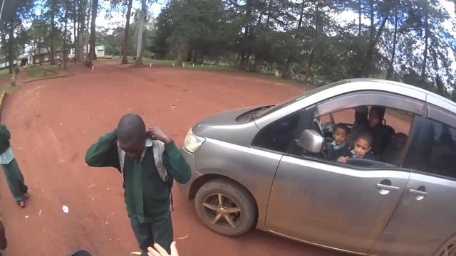 Okafrica kids go home from school смотреть онлайн