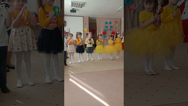 утренник Марьяны в Новом поколении смотреть онлайн