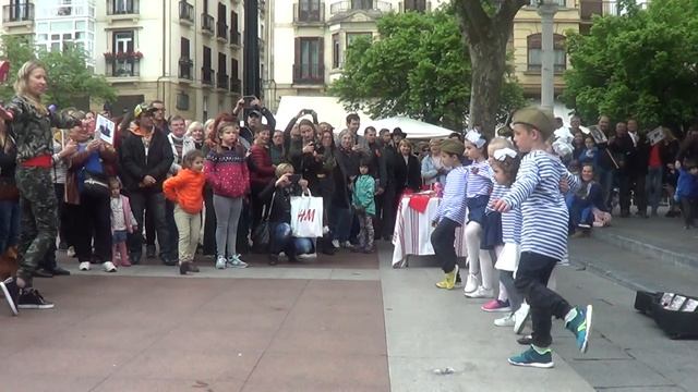 День Победы 2018 Сан Себастьян Испания Яблочко смотреть онлайн