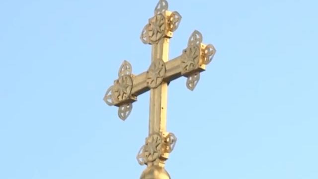 Правильно ли ходить на Пасху на кладбище? смотреть онлайн