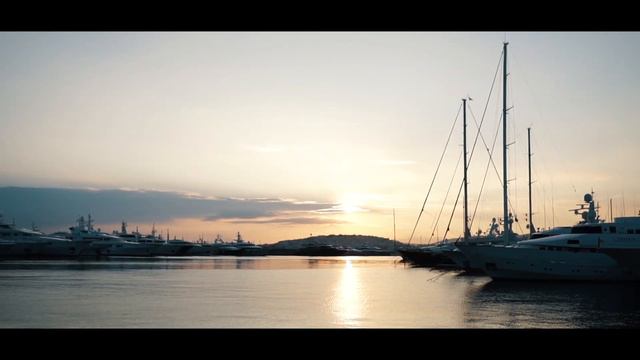 Marina's FARMA Neotaverneio at Flisvos Marina (Long Version) смотреть онлайн