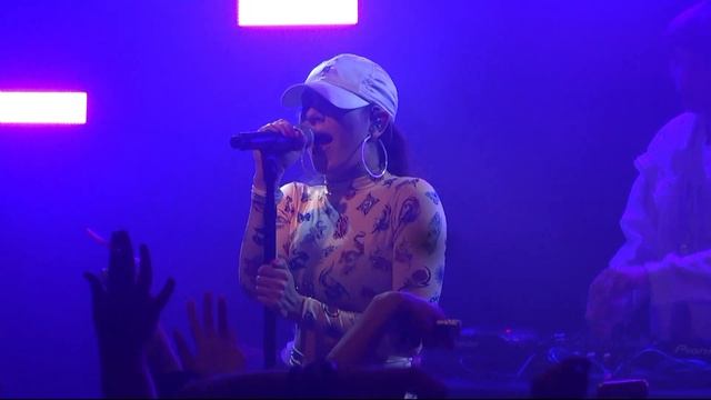 "ILY2" (Live) - Charli XCX - San Francisco, Rickshaw Stop - April 2, 2017 смотреть онлайн