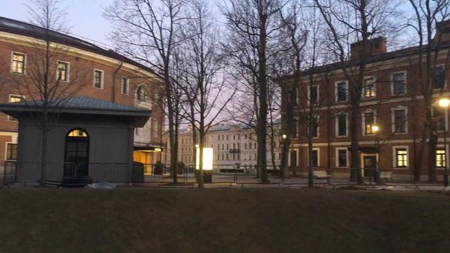 ОВЕРШЕЙКИ, ЭТАЖИ, ПИТЕР ? Сладости и качельки смотреть онлайн