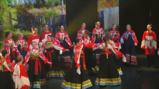 1257 Фольклорный ансамбль Беседы Москва То не луковка смотреть онлайн