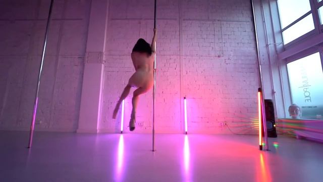 Тренер студии Premium Pole смотреть онлайн