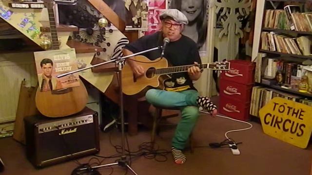 Elvis Presley - Golden Coins - Acoustic Cover - Danny McEvoy смотреть онлайн