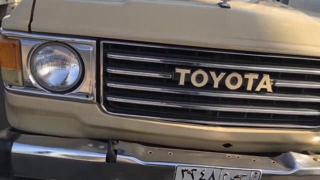 Toyota Land Cruiser 1986 Model Antique Jeep смотреть онлайн