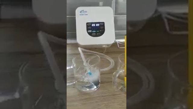 Озонатор за минуту меняет PH воды, видео-эксперимент смотреть онлайн
