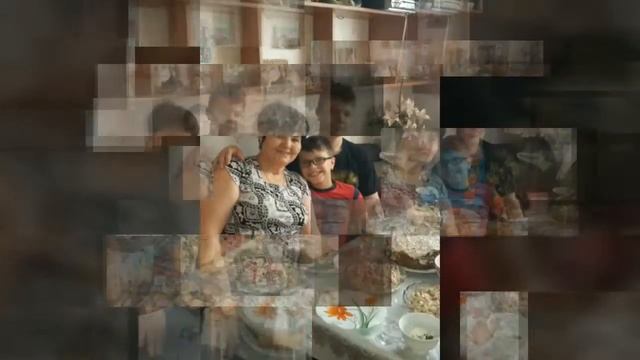 С праздником! 28.апреля 2019 смотреть онлайн