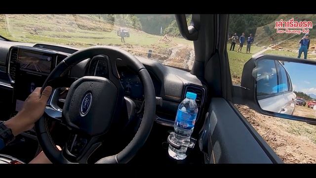 ลุยออฟโรด FORD Everest Wildtrak 2023 ลองลุยทางโคลนกับโหมด 4x4 กับทะเลสาบ Séo Mý Tỷ Sapa смотреть онлайн