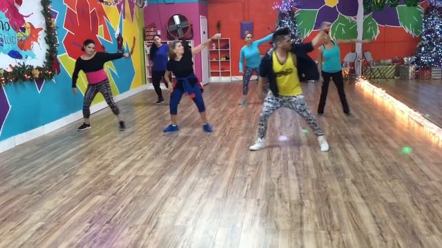 Adios by Ricky Martin Zumba Choreo смотреть онлайн