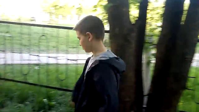 На нас напали гопники?! смотреть онлайн