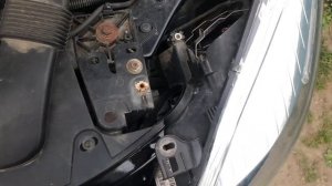 Замена лампы ближнего света Renault Megane 3 / Заміна лампи рено меган 3