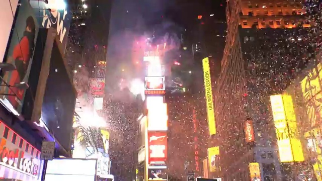 Новый Год 2013 на Таймс сквер смотреть онлайн