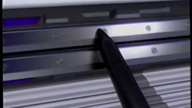 1995 Gillette Sensor Excel Razors TV Commercial смотреть онлайн