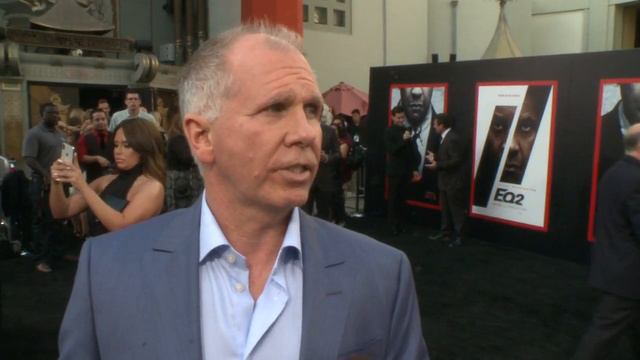 The Equalizer 2 Los Angeles Premiere - Itw Richard Wenk (official video) смотреть онлайн
