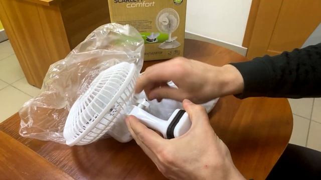 Настольный вентилятор SCARLETT SC DF111S01 White смотреть онлайн