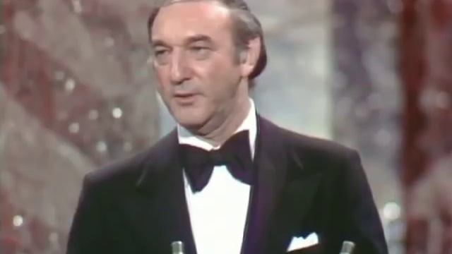 Charlie Chaplin's Honorary Award | 44th Oscars (1972)