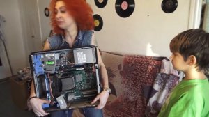 МАТЬ РАЗБИЛА КОМПЬЮТЕР СЫНА ОБ СТЕНУ В РЕАЛЬНОЙ ЖИЗНИ ИЗ-ЗА МАЙНКРАФТ!| АНТИ-ГРИФЕР ШОУ #301