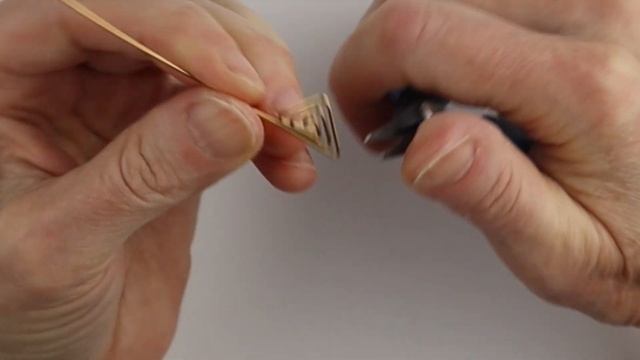 Spiral Link Wire Bracelet DIY Tutorial смотреть онлайн