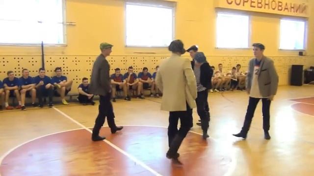 Шуточный танец курсантов Кирсановского АТК смотреть онлайн