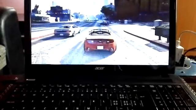 Acer Aspire E1-571G I7-3632QM IntelHD + Nvidia 710M /8GB /500 HDD + GTA 5