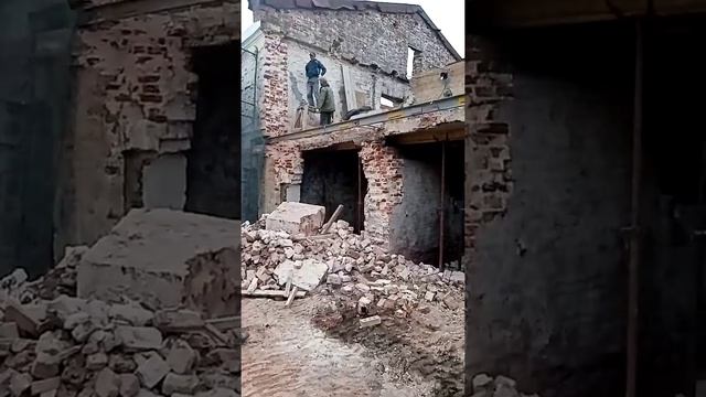 Демонтаж кирпичной кладки