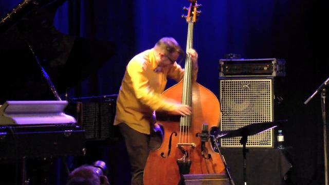 Wolfgang Reisinger "elastic chicago quartett" with Jaimie Branch смотреть онлайн