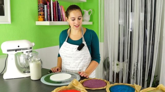 Regenbogentorte / Rainbow Cake  / Sprinkle Cake / Saftig / Backen Mit Evas Backparty