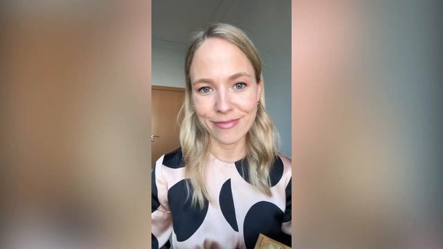 Beauty Desk Tuesdays: Knesko Skin, Tom Ford, Fenty Beauty and Lancome смотреть онлайн