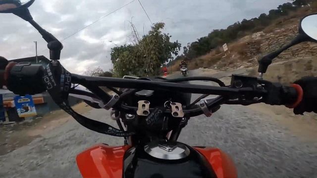 Honda xr 190l ride!!! Riding around Hometown Pokhara ?? смотреть онлайн