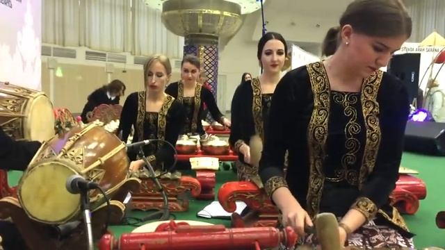 Eling Eling Gamelan Dadali Moscow, Rusia KBRI Moscow смотреть онлайн