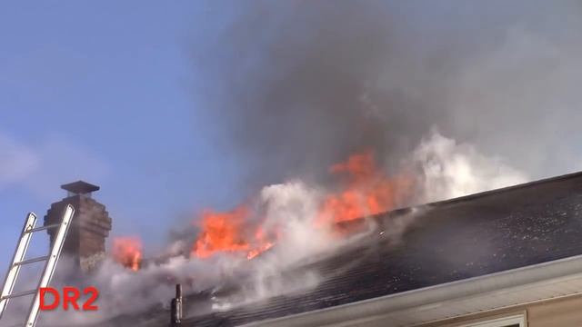 Lyndhurst Fire Department 2nd Alarm Working House Fire Page Ave Heavy Fire 1-6-18 смотреть онлайн