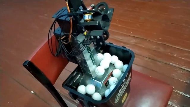 Теннисная пушка на ESP32 версия с тремя моторами смотреть онлайн