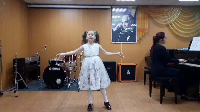 Ситдикова Сабина, Песенка Красной Шапочки смотреть онлайн