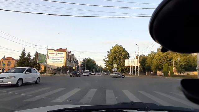 Владикавказ. Въезжаем на машине. Глазеем на город и людей смотреть онлайн