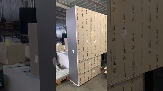 Odissey | Стенка в гостиную корпус ЛДСП Egger Оникс, фасады Fenix, ручки врезные смотреть онлайн