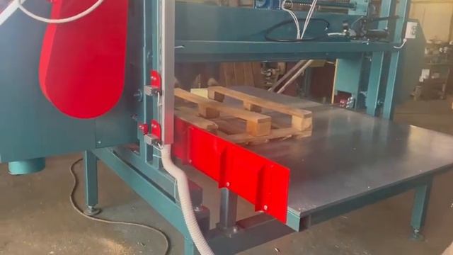 СТАНОК ДЛЯ РАЗБОРКИ ПОДДОНОВ «АВАНГАРД-СРП-1600-Р» смотреть онлайн