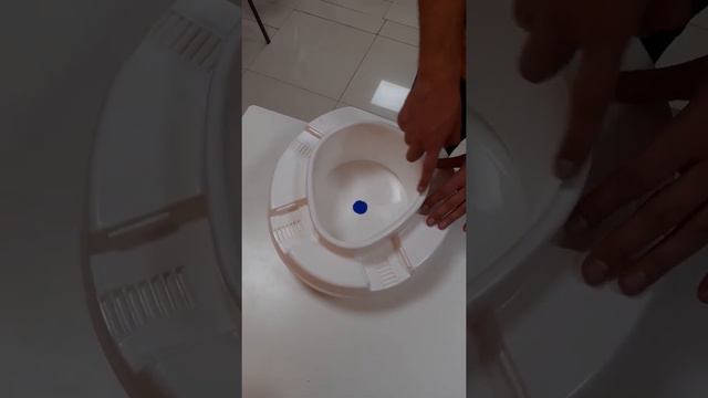 Повдигаща седалка за тоалетна чиния с капак AL08А смотреть онлайн