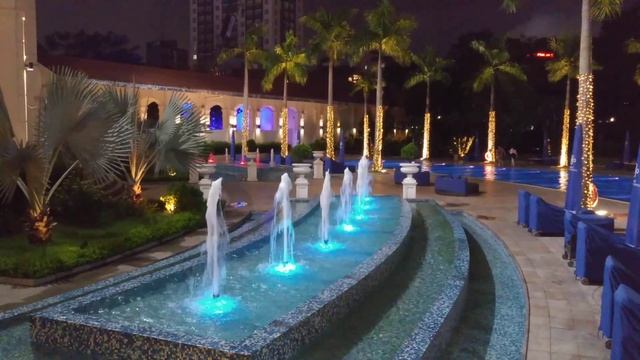 A relaxing water fountain at the Hanoi Daewoo Hotel in Hanoi, Vietnam смотреть онлайн