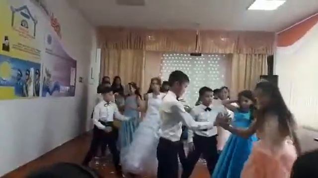 Вальс Пригородная школа 6 а класс Гран при смотреть онлайн