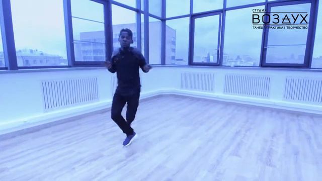 Afrohouse C Michel Tinho / VOZDUHSTUDIO