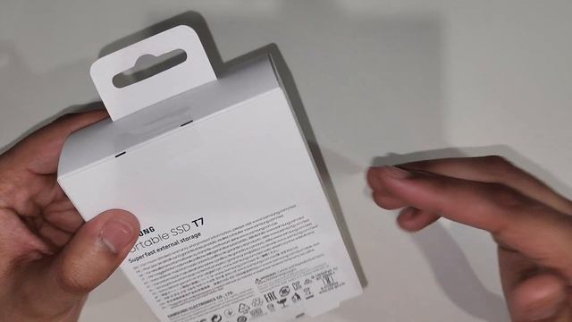 Samsung T7 SSD 1TB Unboxing - 4K смотреть онлайн