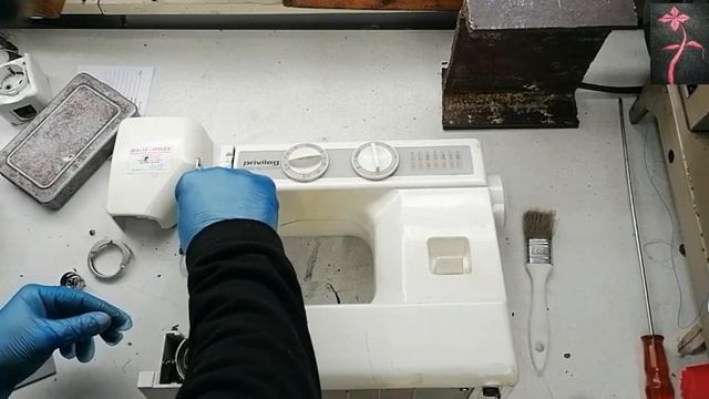 Sewing Machines Make Life More Comfortable смотреть онлайн