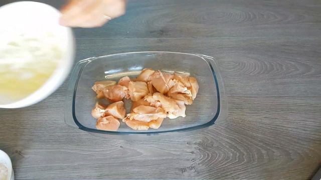 Запечённый КАРТОФЕЛЬ с КУРИНЫМ ФИЛЕ в сливочном соусе! смотреть онлайн