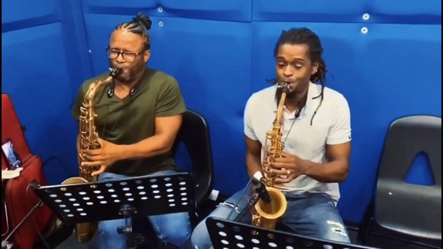 7 Mejores Mambos Del Maestro Saxswing de Oleo смотреть онлайн